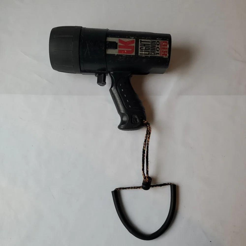 VTG Underwater Kinetics Light Cannon 100 HID Pro Dive Light W/ Battery